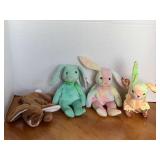 4 TY BEANIES (1998 HIPPIE W/ TAG ERROR, 1996 HIPPITY, 2000 ZODIAC RABBIT, 1995 EARS)