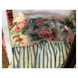 DUST RUFFLE W/ FLORAL & STRIPES