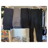 LADIES CLOTHING LOT - 11 PAIR LADIES PANTS - ALL SIZE 16