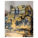 4 PANELS CREAM DRAPES W/ DARK BLUE FLORAL PATTERN & 2 PILLOW SHAMS