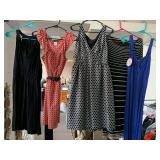 9 PIECES LADIES CLOTHES - ALL SMALL, X-SMALL (SEE PICS)