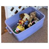 TOTE WITH MISC COLLECTIBLE PLUSH ANIMALS