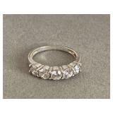 925 STERLING BAND W/ 5 ROUND CZ