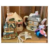 CERAMIC CHRISTMAS TEA POT & 2 LIGHTED CHRISTMAS VILLAGES