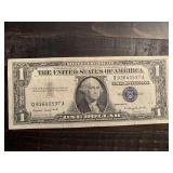 1957A $1 BLUE SEAL SILVER CERTIFICATE NOTE - SERIAL NO Q93640597A