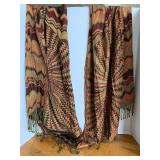 NICE LADIES WOVEN SHAWL