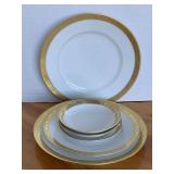 2 DINNER PLATES, 1 LUNCHEON PLATE, 1 SAUCER, 2 BERRY BOWLS OF VINTAGE L. BERNARDAUD & C. LIMOGES GOLD TRIM CHINA MADE IN FRANCE