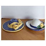 2 BONNET BY MANN CHINA WALL DECOR 7 1/2" ROUND