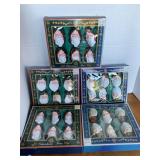 5 BOXES OF 6 VINTAGE SANTA CLAUS HEAD ORNAMENTS