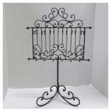 TABLETOP METAL JEWELRY HOLDER