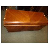 ANTIQUE LN., CEDAR CHEST