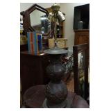 ANTIQUE METAL BASE LAMP