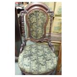 ANTIQUE VICTORIAN PARLOR CHAIR