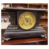 ANTIQUE MANTLE CLOCK