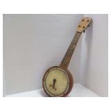 ANTIQUE BANJO UKULELE