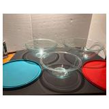 DR… Pyrex nesting bowls, set of three, comes with two lids, see pictures for details.