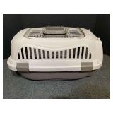 DR… Small pet carrier, see pictures for details.