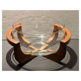 DR… Centerpiece bowl with wooden holder, see pictures for details.