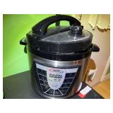 DR… Power pressure cooker XL, powers up, see pictures for details.