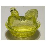 Vintage uranium glass nesting hen, believed to be vintage Boyd’s glass, see pictures for details.