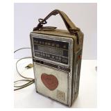 General Electric Solid State AM/FM Radio with Carrying Case