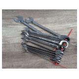 GEARWRENCH BRAND RATCHETING COMBINATION WRENCHES IN METRIC SIZES FROM 8 MM TO 18 MM