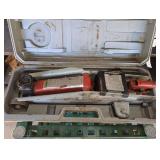 LARIN HYDRAULIC FLOOR JACK WITH CASE
