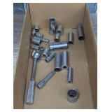 S-K BRAND MADE IN USA 3/8 AND 1/4 IN DRIVE SOCKETS AND RATCHET