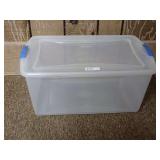 Sterilite Plastic Lidded Tote