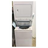 Frigidaire washer dryer combo, working condition unknown, no cord, see pictures for details.