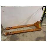 Eco pallet jack, appears to need fluid servicing, working condition unknown, please inspect, see pictures for details.