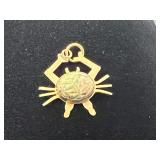 Vintage WRE 12K gold-filled scarab crab brooch or pin with a carved green and pink stone. See pictures for details.