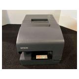 Epson receipt printer, working condition unknown, comes with two boxes of receipt paper, see pictures for details.