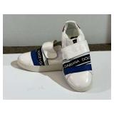 Dolce and Gabbana ladies shoes, size unknown, please inspect for size and fit. See pictures for details.