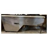 UWS diamond plate over the wheel well side mount toolbox, see pictures for details.