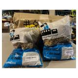 Large quantity of rubber bands, please inspect to make sure they fit your needs, see pictures for details.