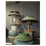 PAIR OF PROPANE LANTERNS AND TWO PROPANE CANISTER BASES