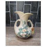 VINTAGE HULL POTTERY USA W8- 7.5 IN VASE