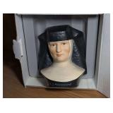 GOEBEL COLLECTORS CLUB NUN FIGURINE