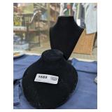 NECKLACE JEWELRY STANDS