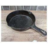 ANTIQUE WAGNER WARE SIDNEY 10-IN MODEL 1057C CAST IRON PAN
