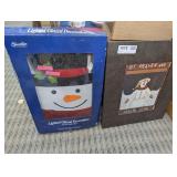 LET HEAVEN AND NATURE SING CHRISTMAS ART AND LIGHTED GLAZED DECORATION WITH ORIGINAL BOX