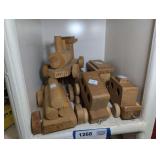 WOODEN TRAIN MODEL WITH MULTIPLE CARS