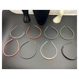 Assorted hairbands, eight pieces, see pictures for details.