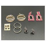 Ladies fashion estate earrings, five pair, see pictures for details.