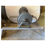 Hannay electric hose reel, this piece is mounted on a metal frame, working condition unknown, see pictures for details.