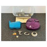 Ladies billfold/clutch, cat and dog clutch shopping bags, also includes an assortment of ladies' estate fashion jewelry, tub is not included, see pictures for details.