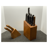 Two knife blocks with assorted knives, see pictures for details.