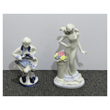 Lovely collectible porcelain figurines, two pieces, see pictures or details.