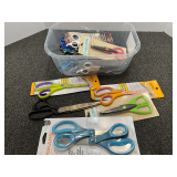 Assortment of scissors, tub is not included, see pictures for details.